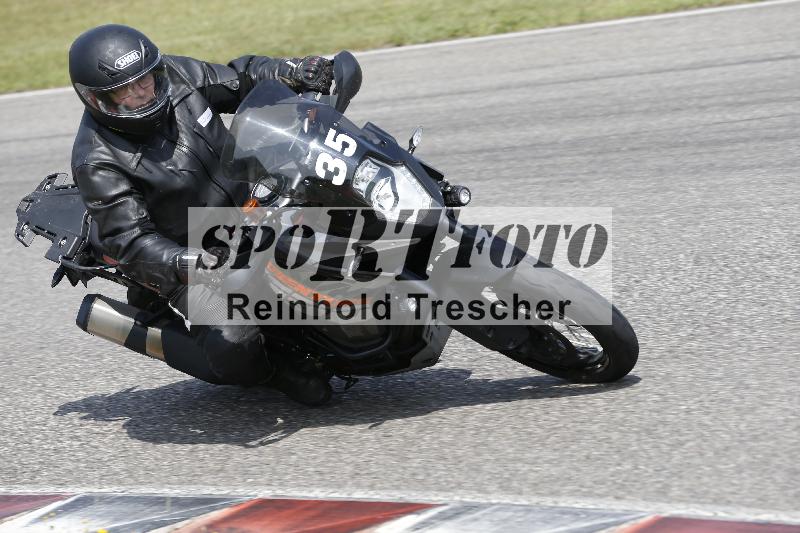 /27 12.06.2025 Ducati Schweiz Trackday Warmup  ADR/gruen-vert/35